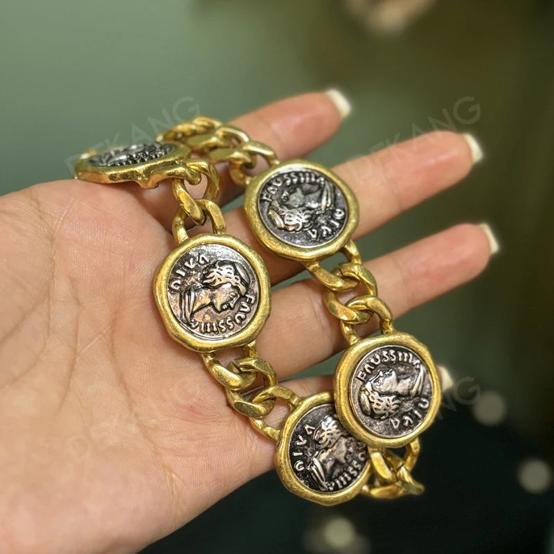 Retro Beauty Head Coin O-Shaped Chain Exaggerated Chocker