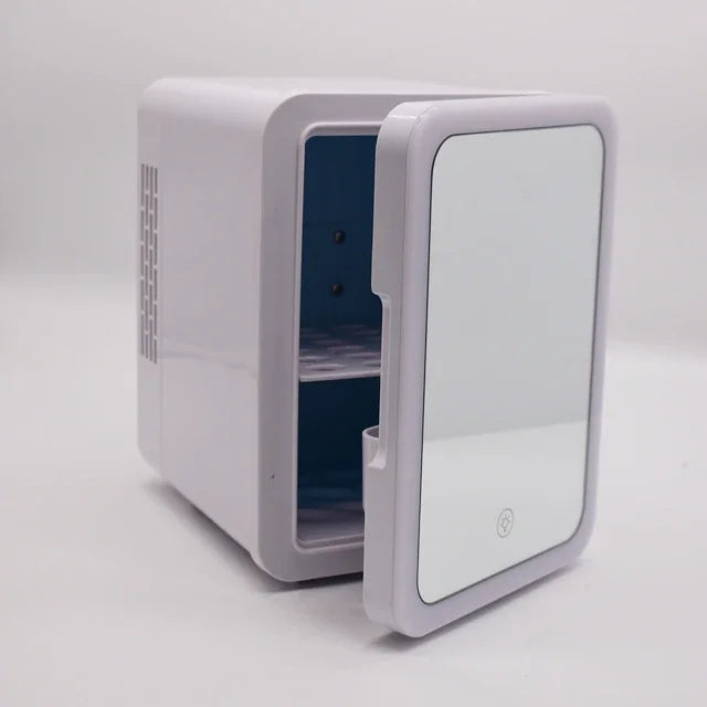4L Make up Cooler Glass Door Led Portable Compact Cosmetics Beauty Mini Fridge with Light Plastic OEM ODM Free Spare Parts XG04S
