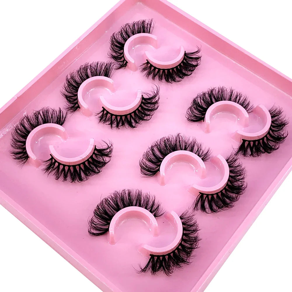 Cat Eye Lashes Realistic Messy Mink Eyelashes Natural long Full Strip Lashes Winged End Eye Elongated Fake Lashes Soft Eyelashes
