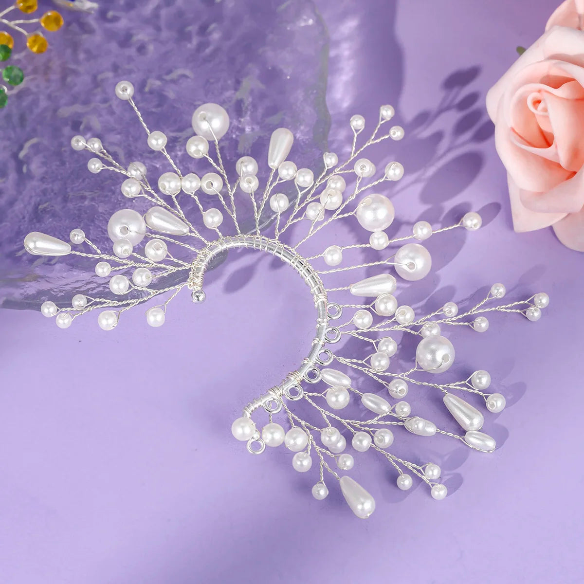 Super Fairy Bridal Earrings Handmade Pearl Rhinestone Ear Clip Forest Flower Ear Bone Clip Design Sense and Temperament Ear Hook