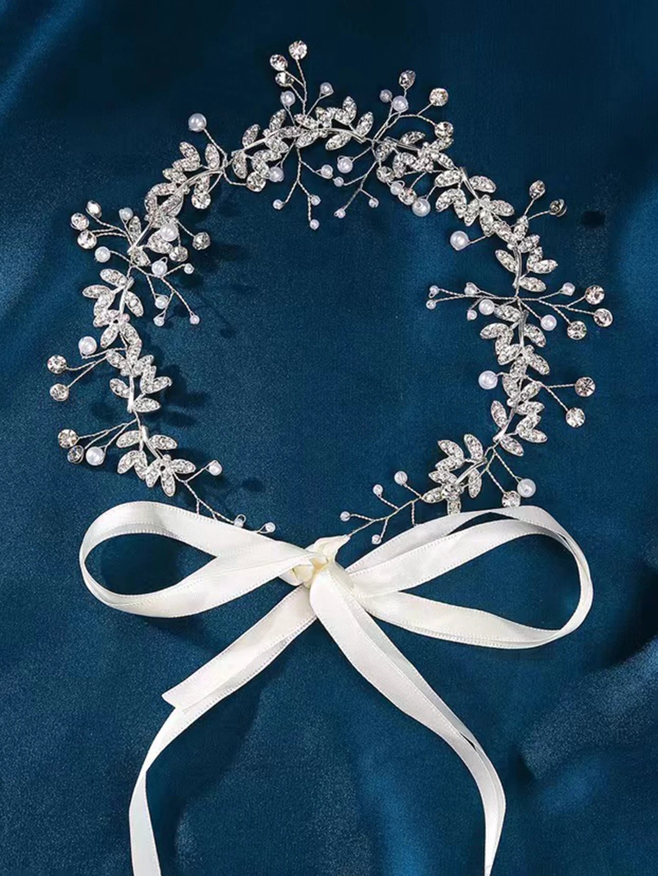 1 Piece of Hot-Selling Bridal Wedding Headbands in Europe and America, with Bead-Shaped Soft Chain Handmade Crystal Pearl Headband