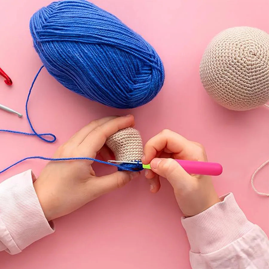 9 Pcs Bent Latch Hook Set Crochet Needle Dreadlocks Tool Knitting Crochet Hooks Hair Extensions Tool for Braiding