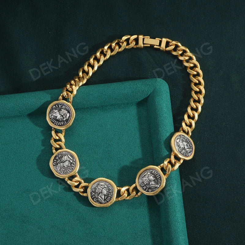 Retro Beauty Head Coin O-Shaped Chain Exaggerated Chocker