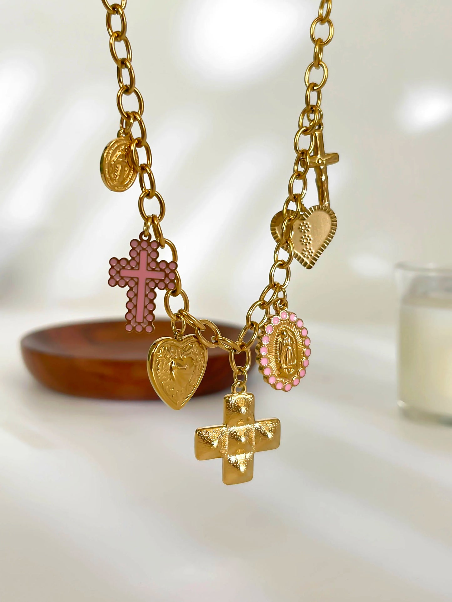 Peri'sbox Anti-Tarnish Fashion 18K Gold Plated Cross Heart Oval Pendant Necklace Creative Design Stainless Steel Women's Jewelry