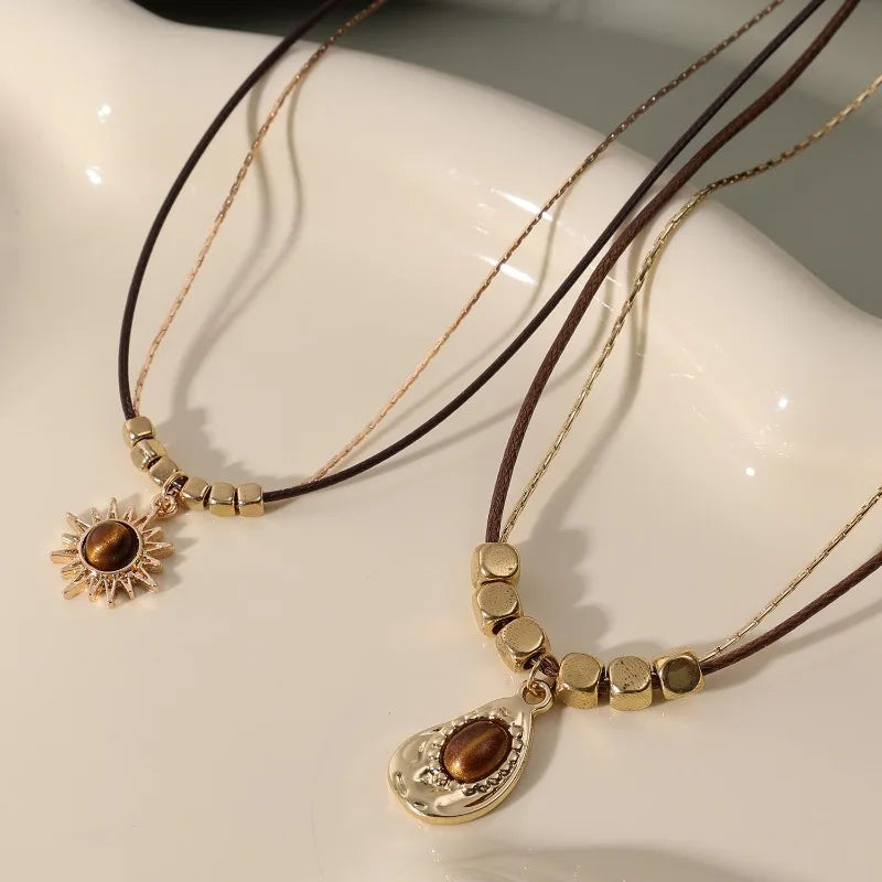 Bohemian Sun Star Zircon Necklace for Women Vintage Leather Necklace Double Layered Pendant Chain Choker Fashion Gem Jewelry