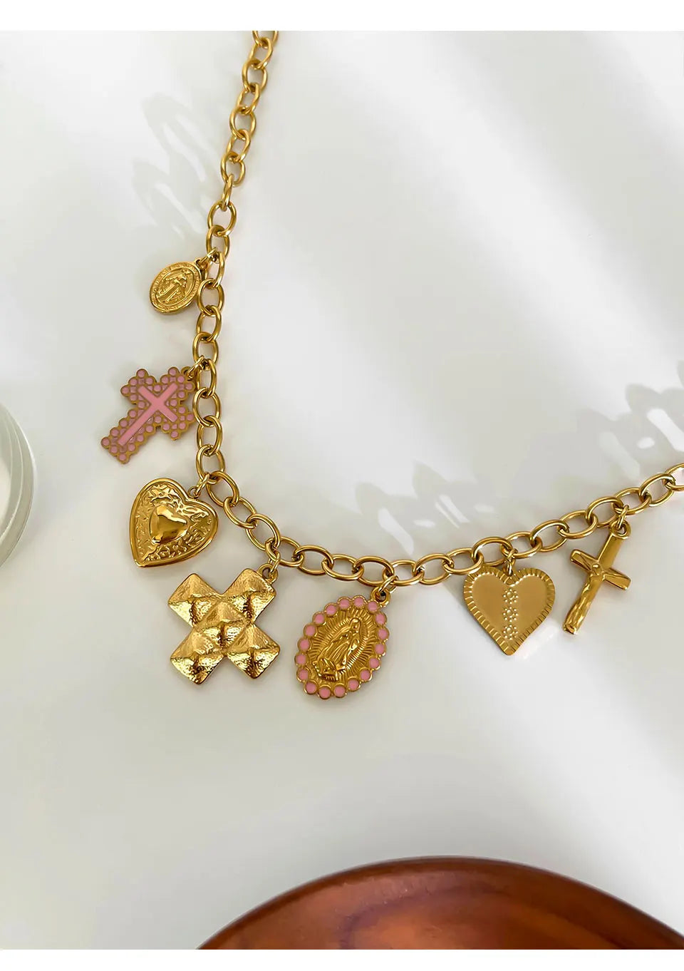 Peri'sbox Anti-Tarnish Fashion 18K Gold Plated Cross Heart Oval Pendant Necklace Creative Design Stainless Steel Women's Jewelry