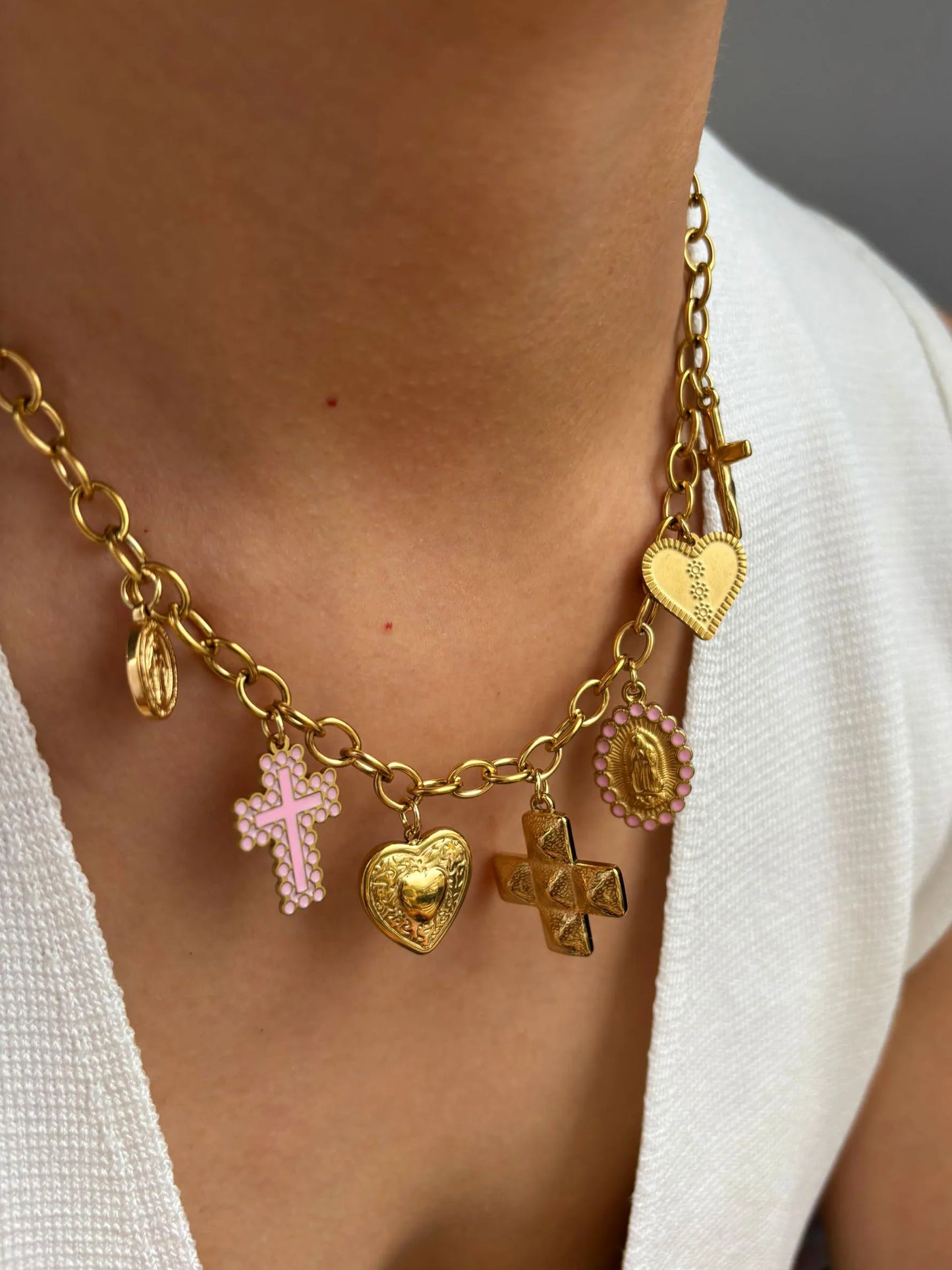 Peri'sbox Anti-Tarnish Fashion 18K Gold Plated Cross Heart Oval Pendant Necklace Creative Design Stainless Steel Women's Jewelry