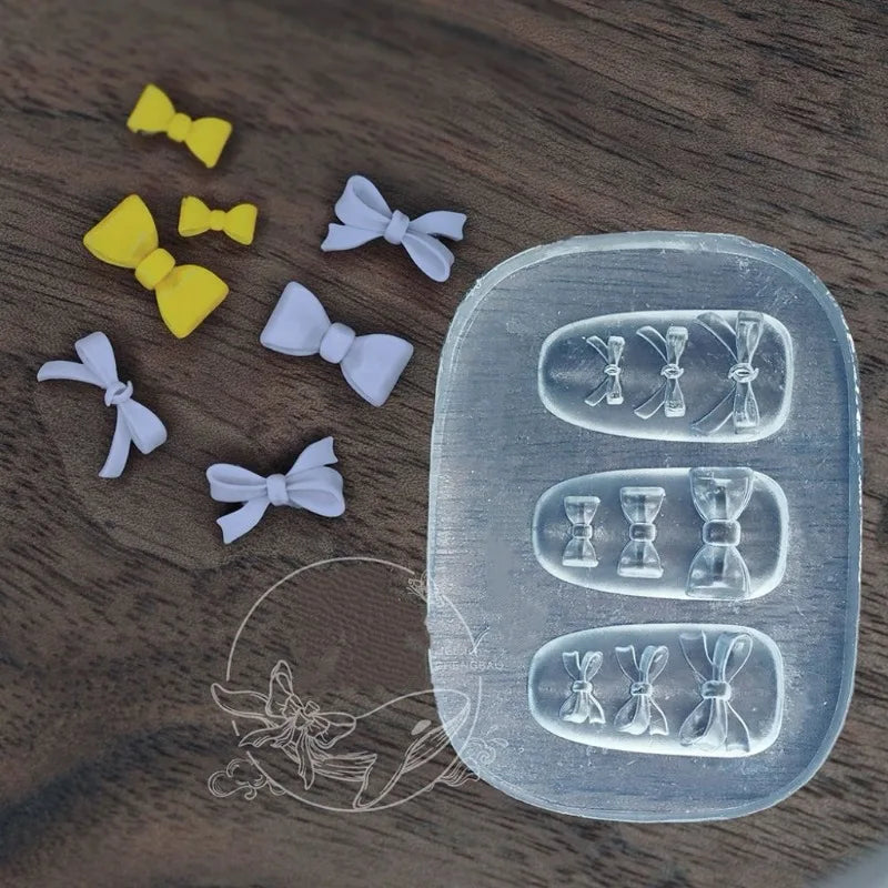 New 1PCS Devil's Flower Nail Art Mold 3D Carving Curved Lily Flower Transparent Nail Art Decorations DIY Silicone Template