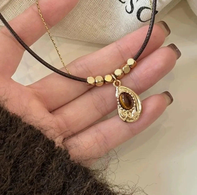 Bohemian Sun Star Zircon Necklace for Women Vintage Leather Necklace Double Layered Pendant Chain Choker Fashion Gem Jewelry