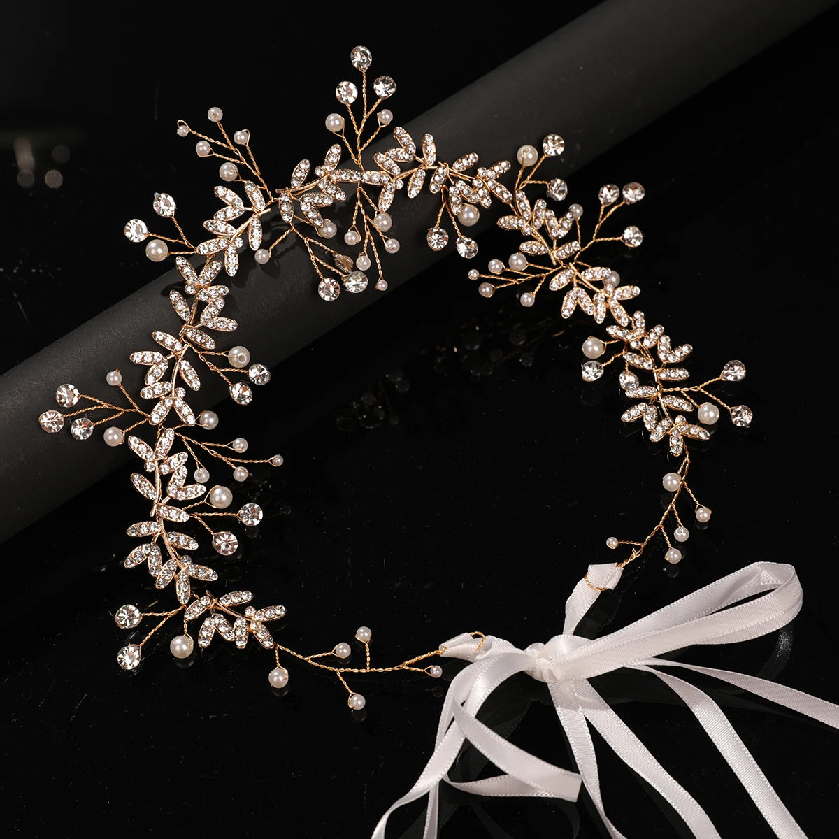 1 Piece of Hot-Selling Bridal Wedding Headbands in Europe and America, with Bead-Shaped Soft Chain Handmade Crystal Pearl Headband