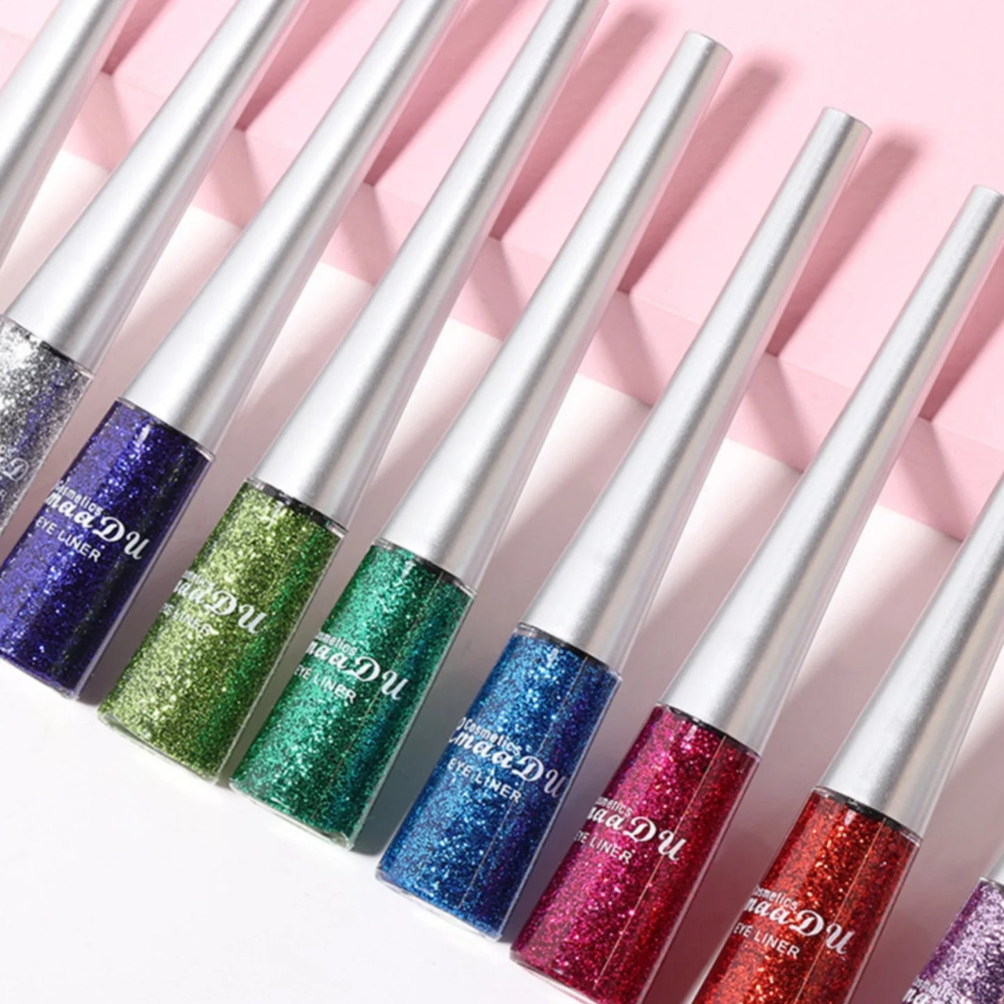 1PC Glittering Liquid Eye Shadow, Eyeliner, Pearlescent Sequins, High Saturation, Easy Makeup Removal, Suitable for Festivals