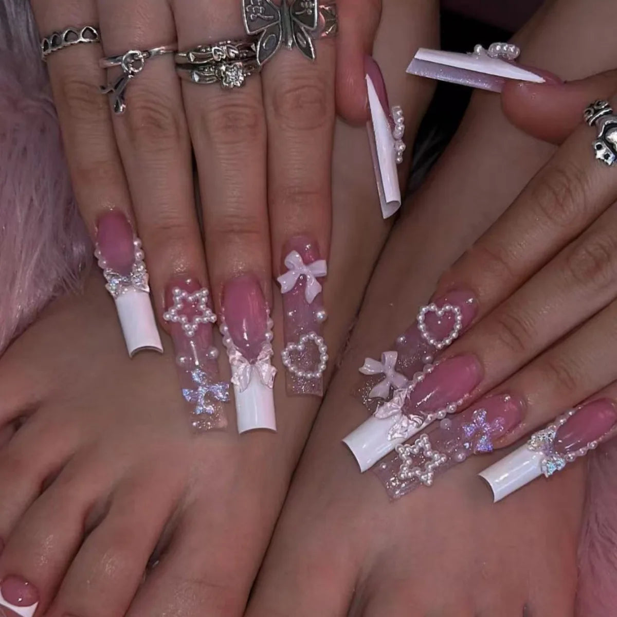 24Pcs Long Square Head French Fake Nail Press on 3D Bow Rhinestone Design Full Cover Nails Tips Detachable Finished False Nails