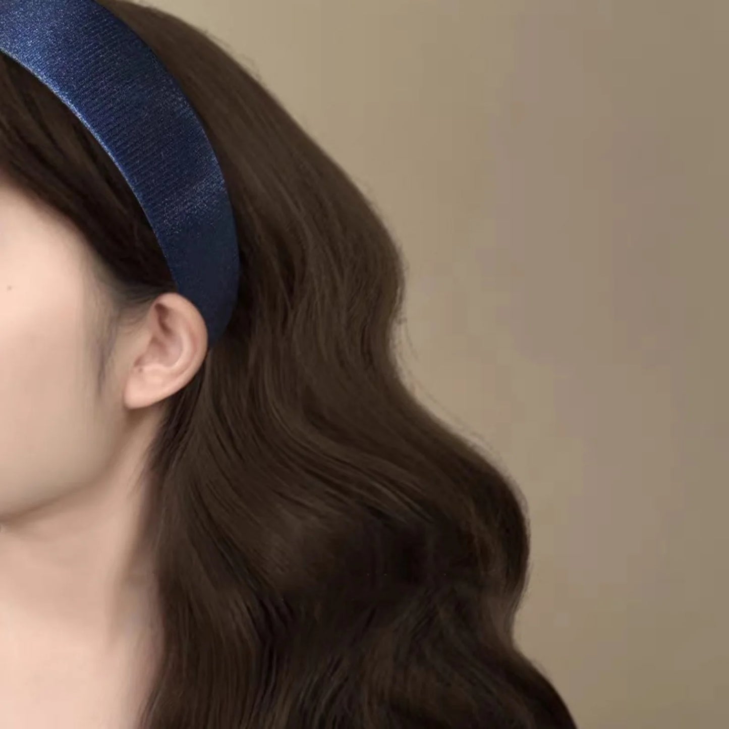 Blue Satin Shimmering Headband - Wide-Brim Retro Style for Autumn Winter