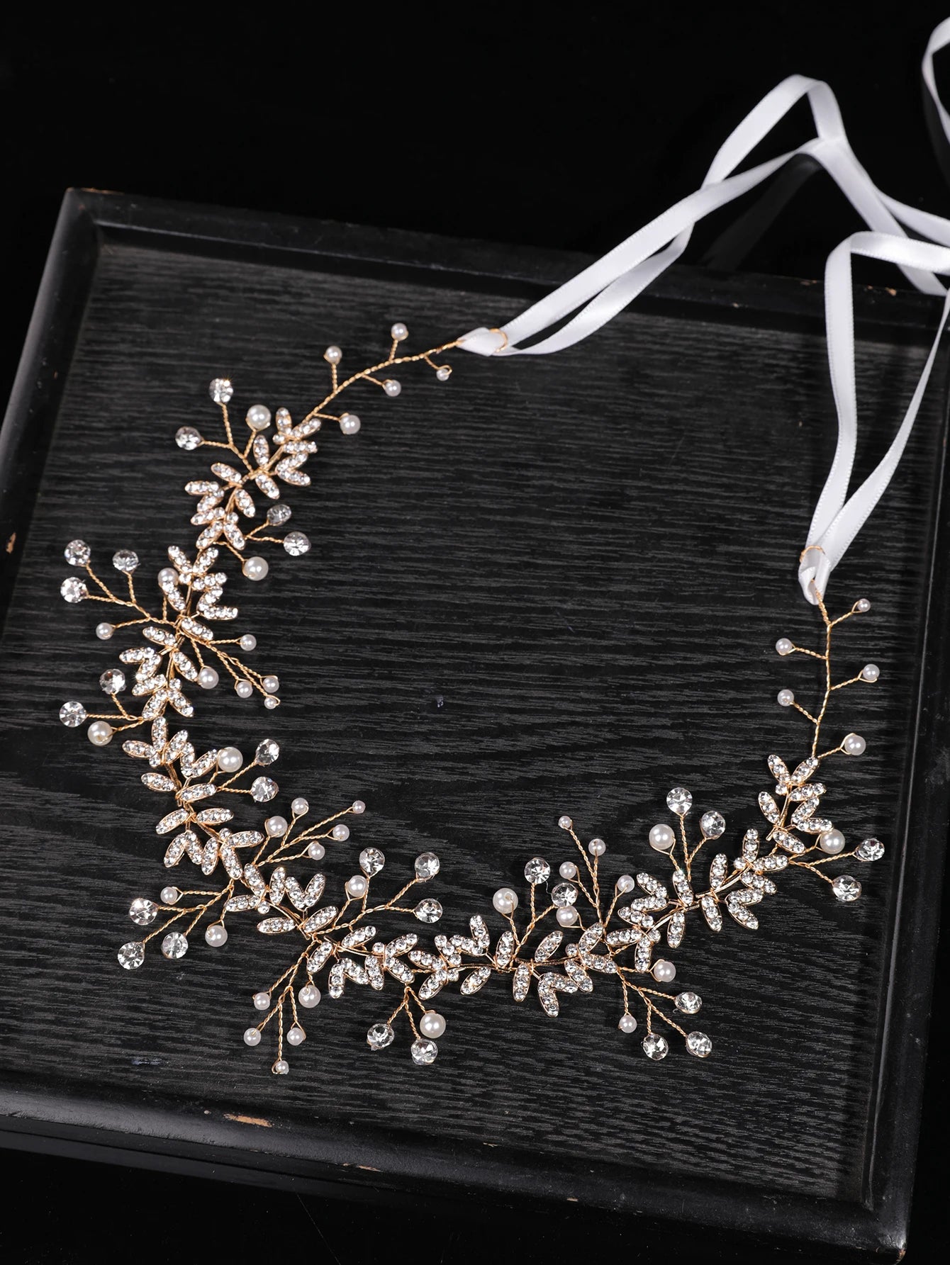 1 Piece of Hot-Selling Bridal Wedding Headbands in Europe and America, with Bead-Shaped Soft Chain Handmade Crystal Pearl Headband