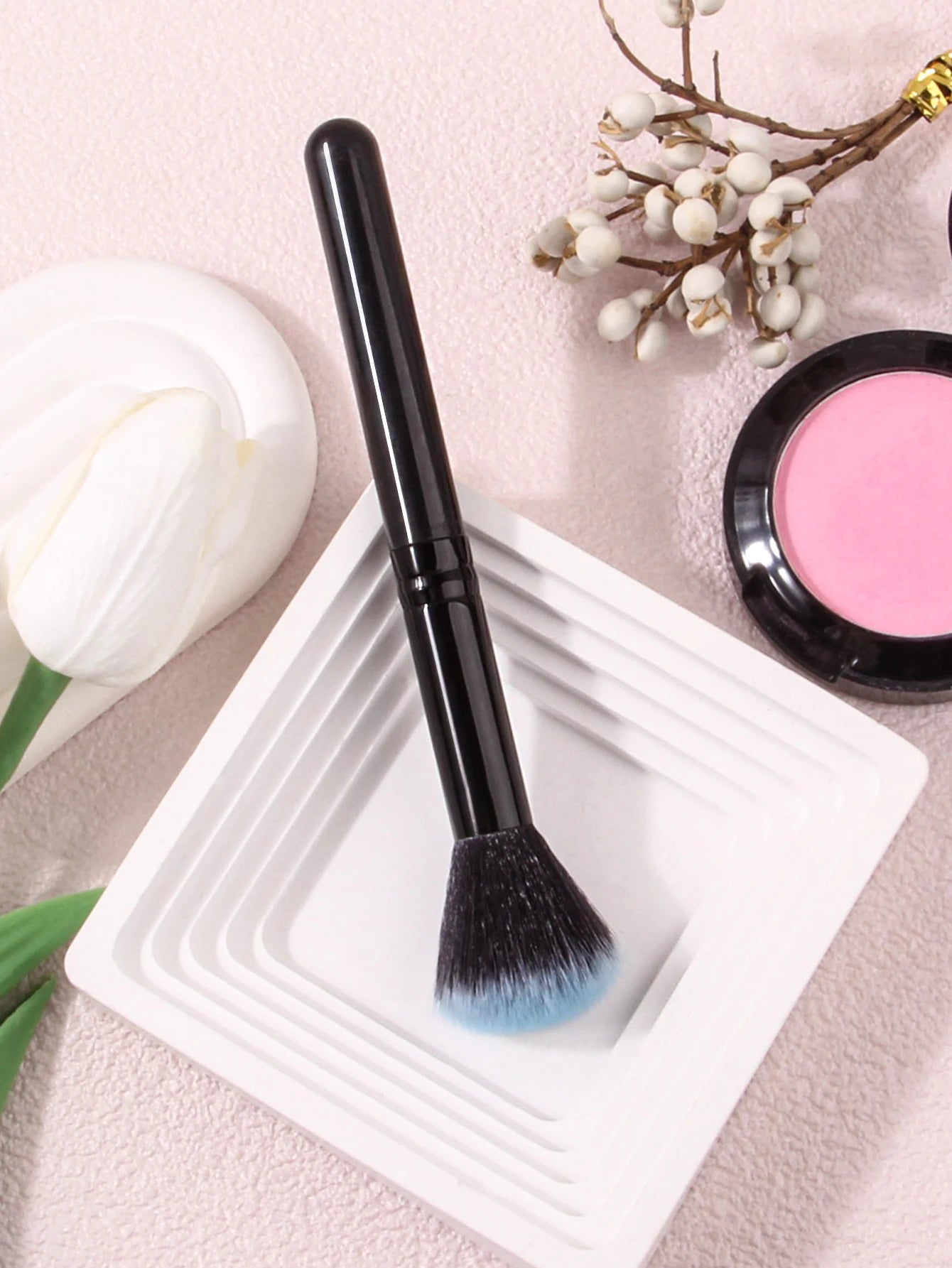 Hot Sale Products Single Beauty Makeup Brush Vegan Foundation Blush Makeup Cosmetic Tool Brush